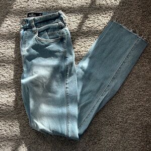 Ultra High-Rise ‘ops vintage straight jeans